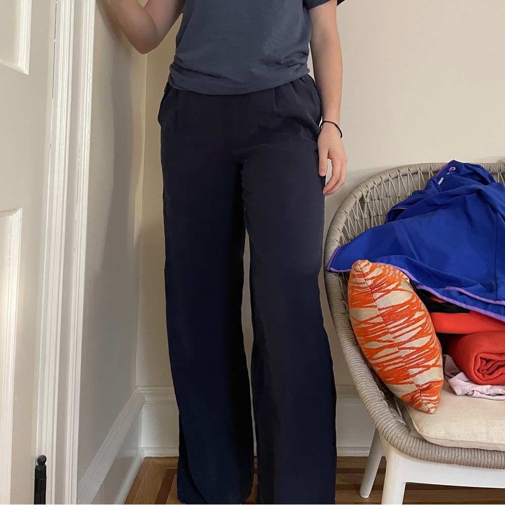 Urban Outfitters navy loose pants size small